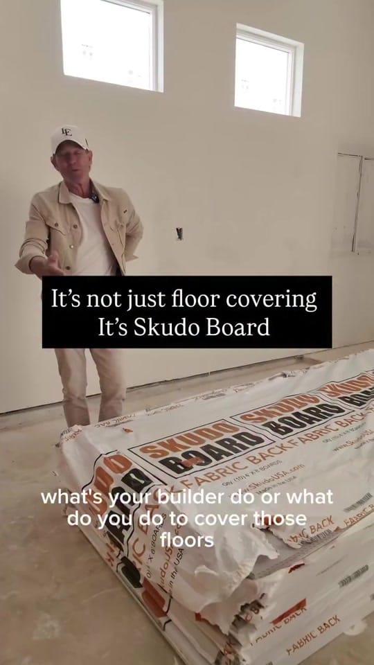 Post 1 by Estate Homes on TikTok (video)