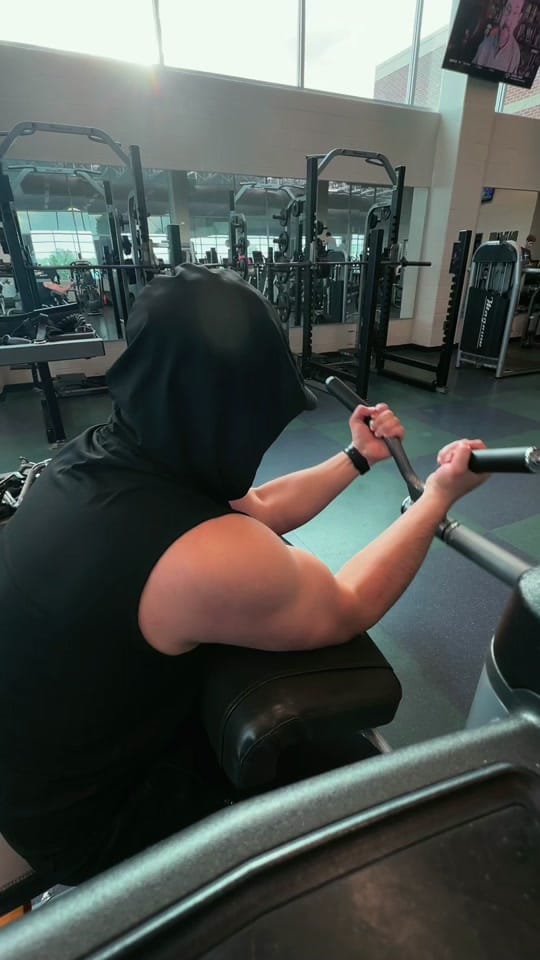 Post 6 by Yup25 on TikTok (video)