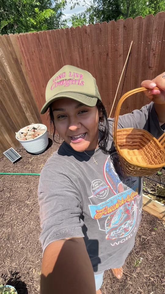 Post 2 by Jess Bennett on TikTok (video)