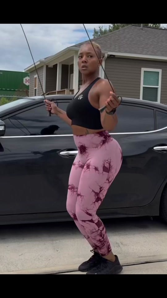 Post 7 by Mr Tweet on TikTok (video)