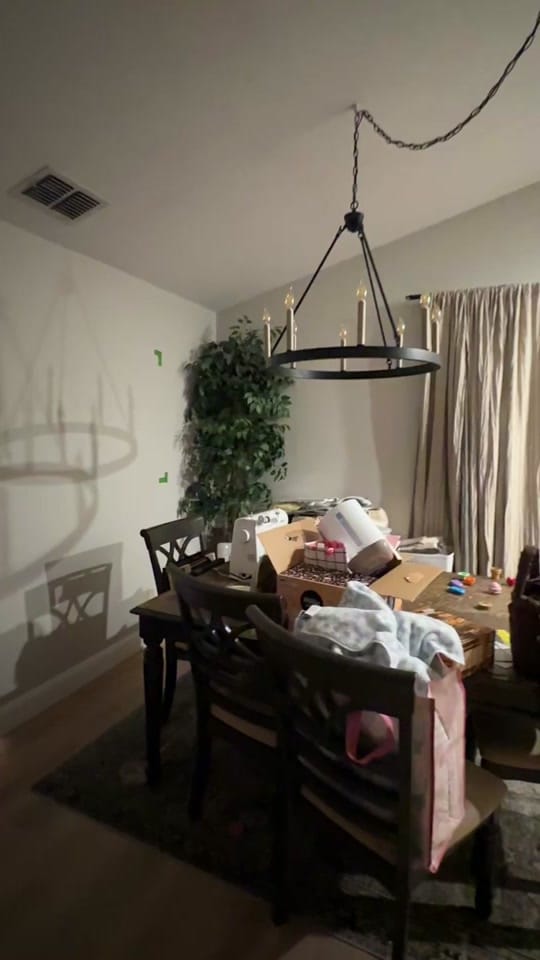 Post 6 by Jessica Arnold on TikTok (video)