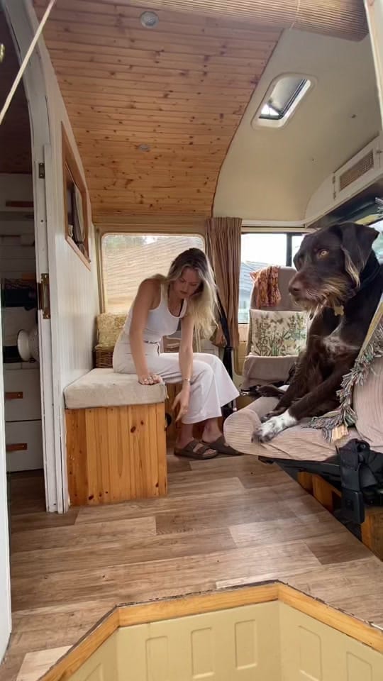 Post 1 by Stephanie | Artist 𓇼 on TikTok (video)