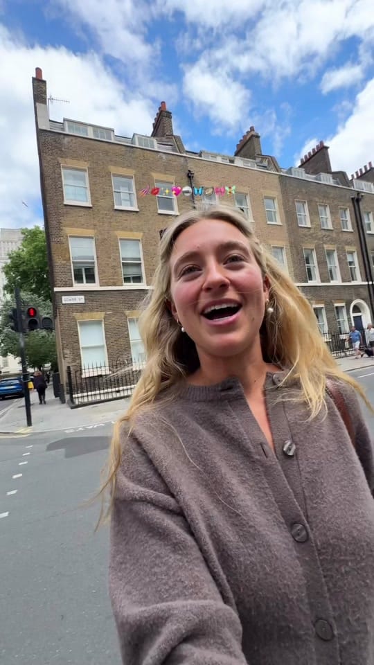 Post 7 by Sophie Arundel on TikTok (video)