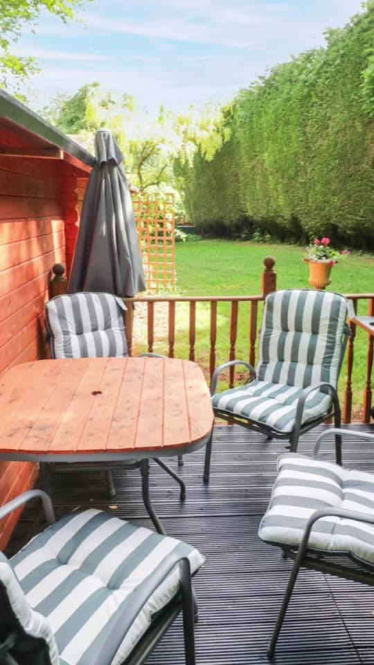 Post 10 by Manor Cottages Cotswolds on TikTok (video)