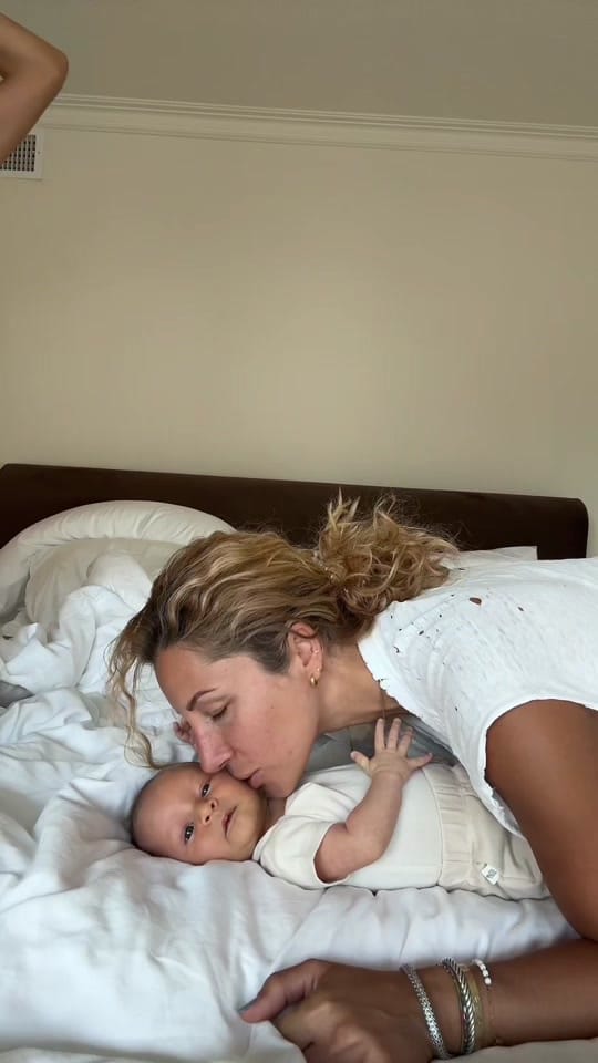 Post 9 by Jo + Lauren on TikTok (video)