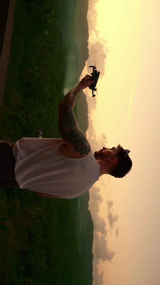 Post 6 by Jake on TikTok (video)