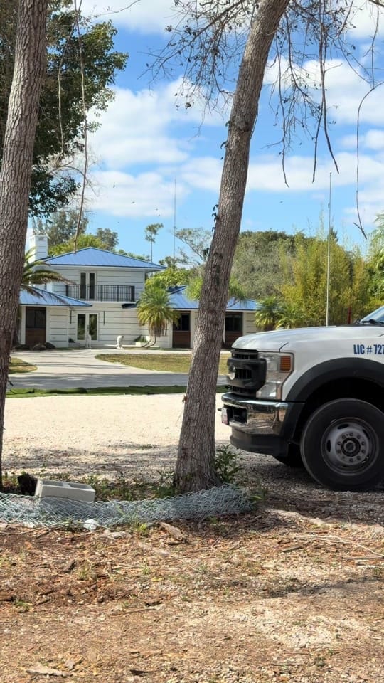 Post 9 by Landscaping Miami | Bulfrano H on TikTok (video)