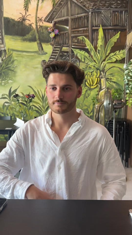 Post 1 by Aaron Winston on TikTok (video)