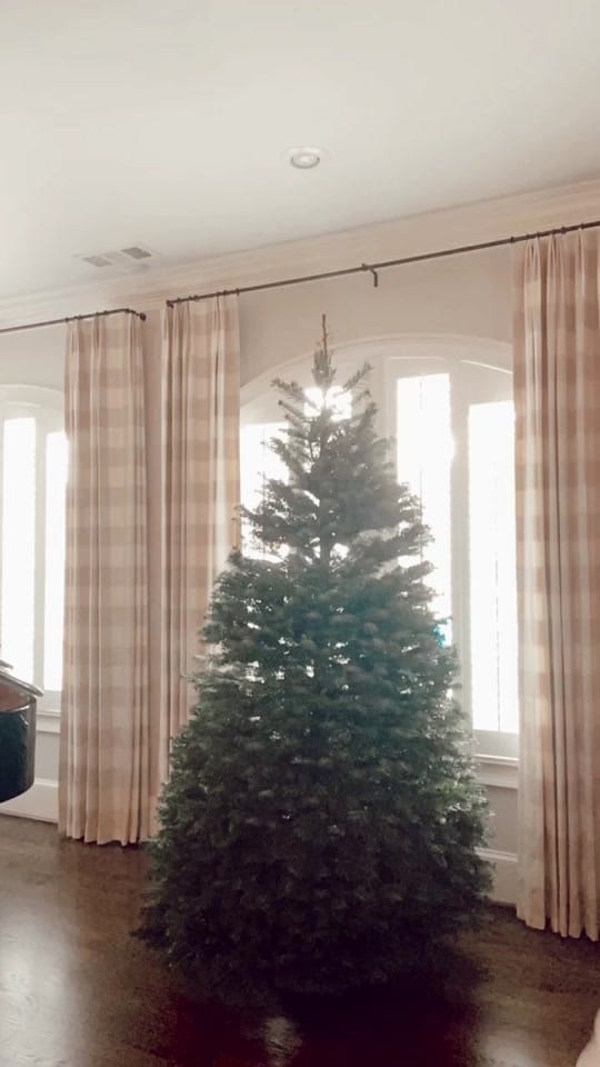 Post 10 by carlyraeinteriors on TikTok (video)