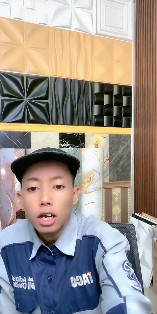 Post 8 by adipatidinding on TikTok (video)
