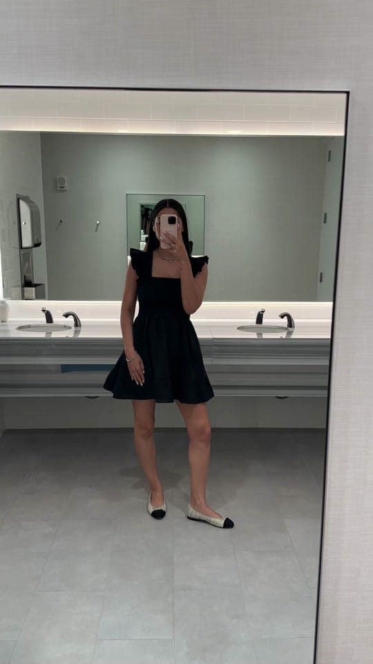 Post 1 by Kamera on TikTok (video)