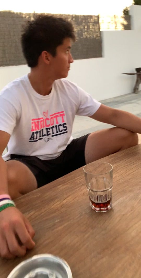 Post 4 by Luke Garrity on TikTok (video)