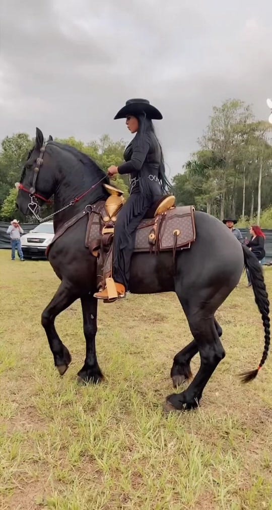 Post 8 by Mithzy Lucerito 🤍 on TikTok (video)