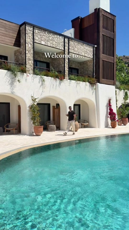 Post 3 by inceptiontravelers on TikTok (video)