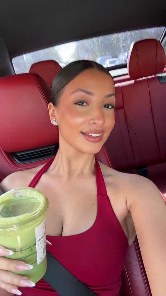 Post 1 by Damla on TikTok (video)