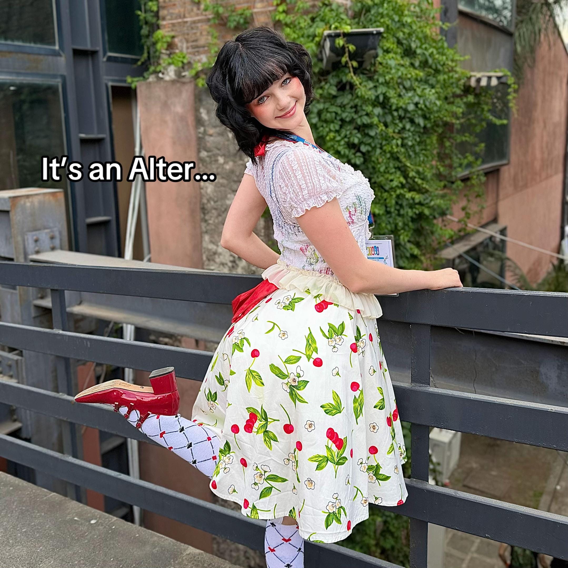 Post 4 by My name is Tea ☕️ on TikTok (video)