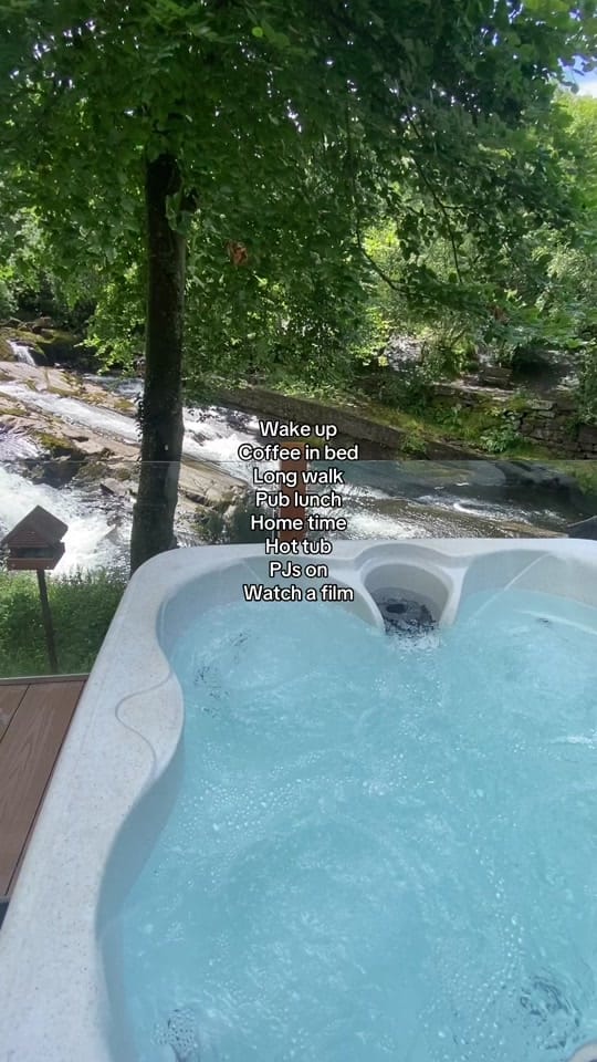 Post 8 by Ogwen Bank on TikTok (video)