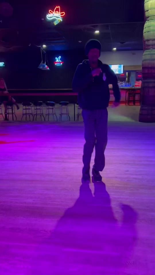 Post 4 by Qua on TikTok (video)