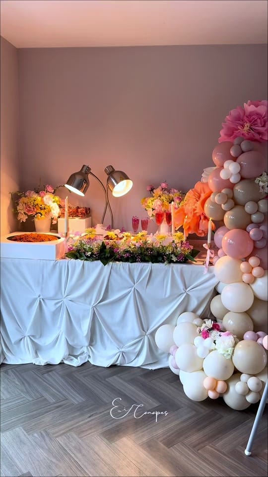 Post 7 by Eni Canapés | Premium Catering on TikTok (video)