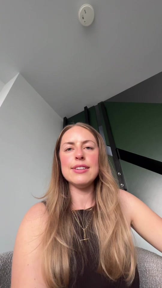 Post 2 by Sarah | Kiwi moving to London on TikTok (video)