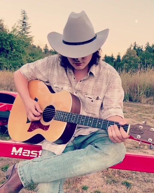 Post 6 by Robert Henry on TikTok (video)