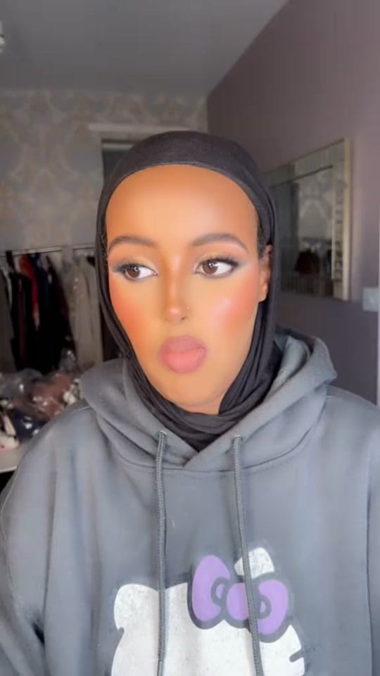 Post 10 by Sheffield makeup artist S5 on TikTok (video)