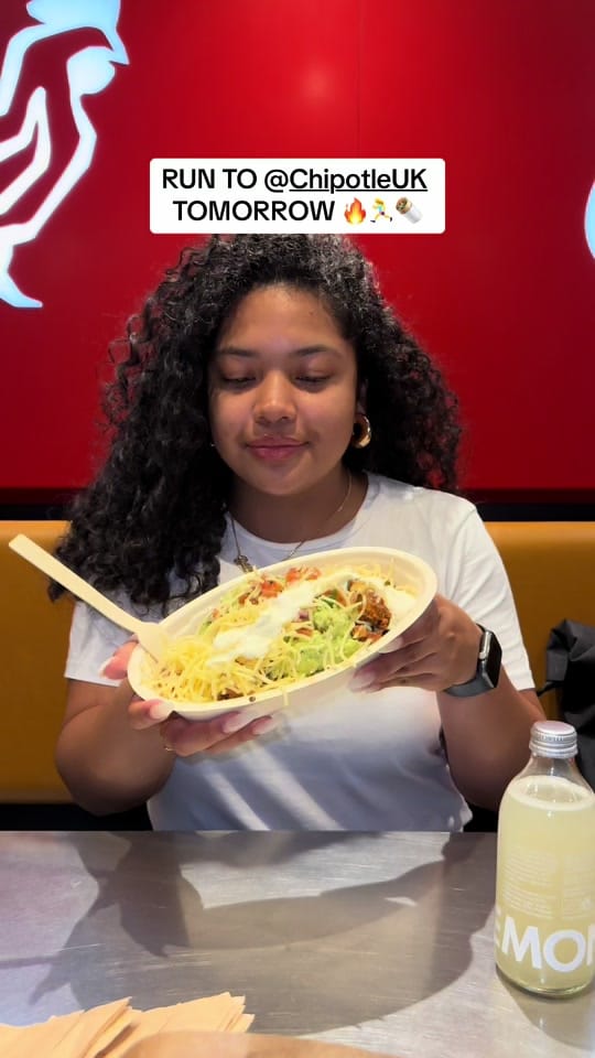 Post 3 by biteswithdeee on TikTok (video)