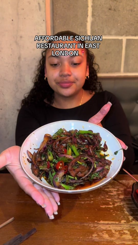 Post 8 by biteswithdeee on TikTok (video)