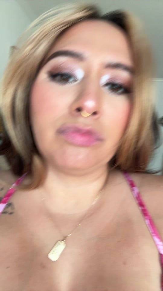 Post 3 by twolipsnmoon on TikTok (video)