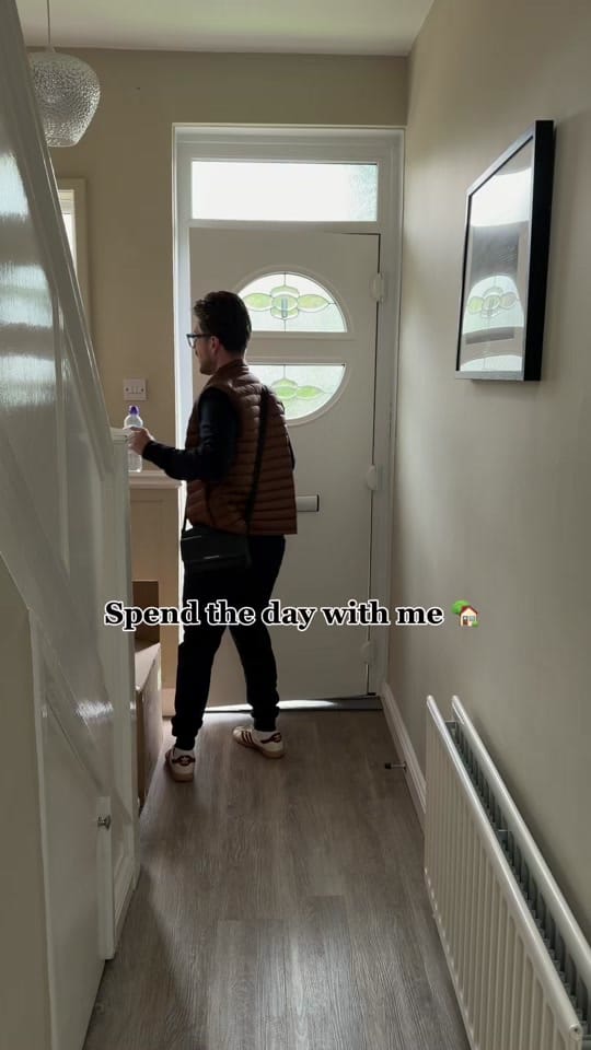 Post 1 by CHRIS on TikTok (video)