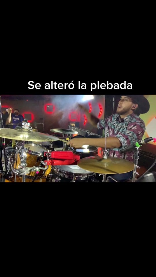 Post 8 by Pablo Adverzo on TikTok (video)