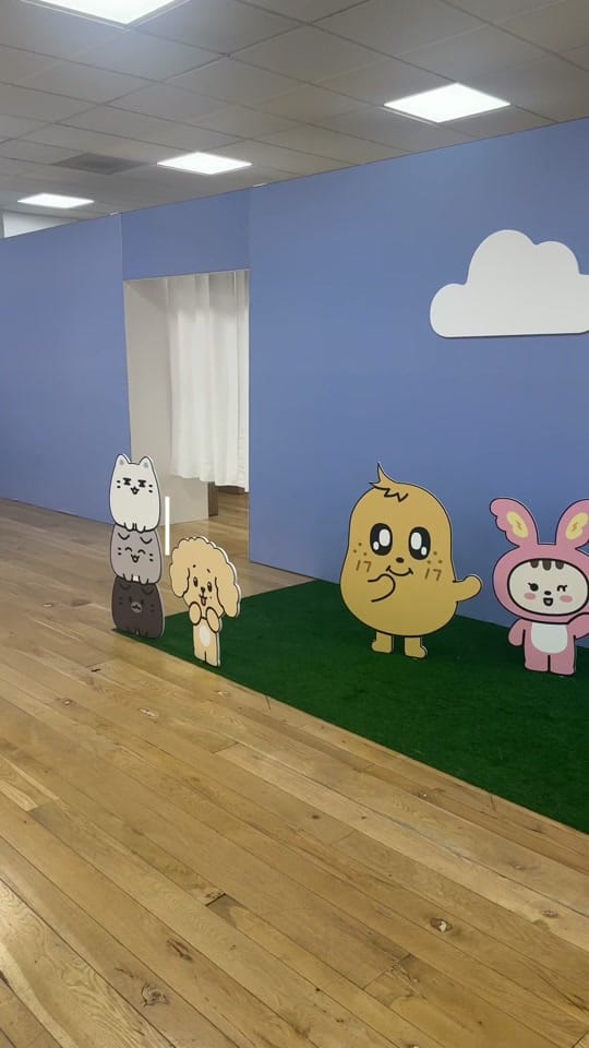 Post 6 by Chicago K-Pop Pop-Up! on TikTok (video)