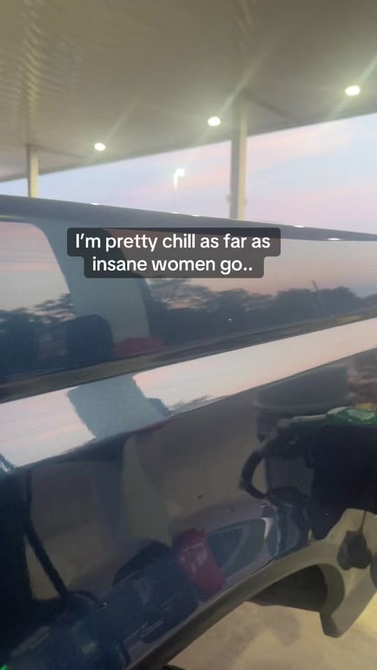 Post 3 by Sam Golden on TikTok (video)