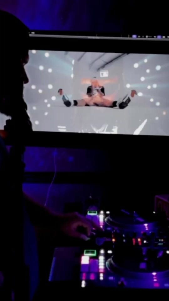 Post 5 by StiloStylez on TikTok (video)