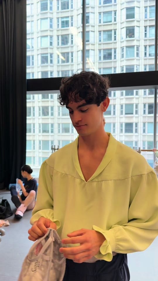 Post 3 by The Joffrey Ballet on TikTok (video)