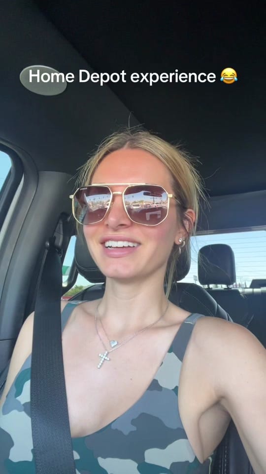 Post 4 by sienapaglia on TikTok (video)