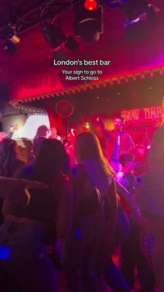 Post 9 by Elizabeth Eats & Travels 🗺️ on TikTok (video)