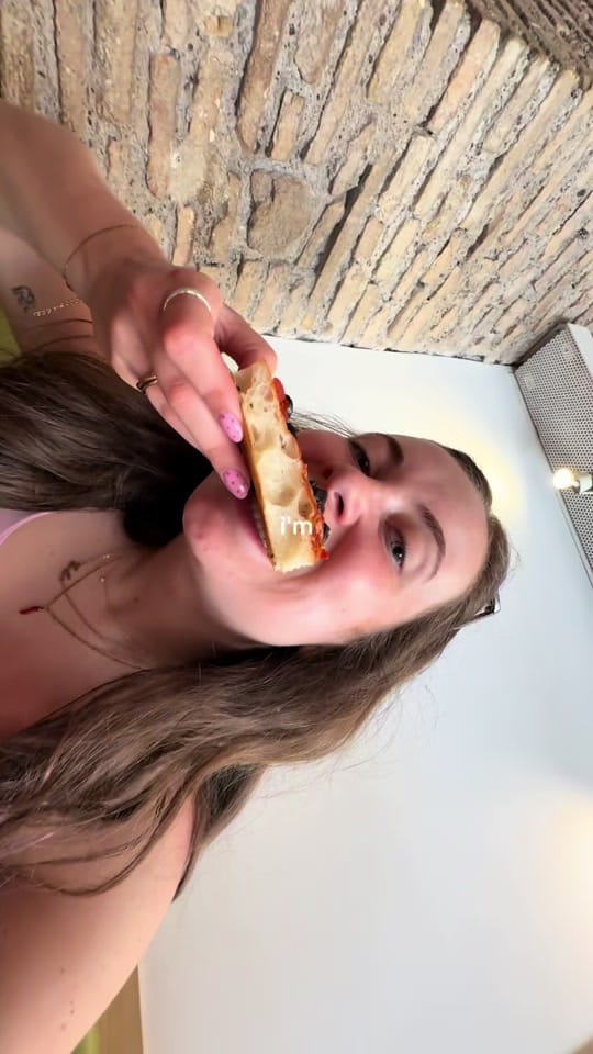 Post 6 by Elizabeth Eats & Travels 🗺️ on TikTok (video)