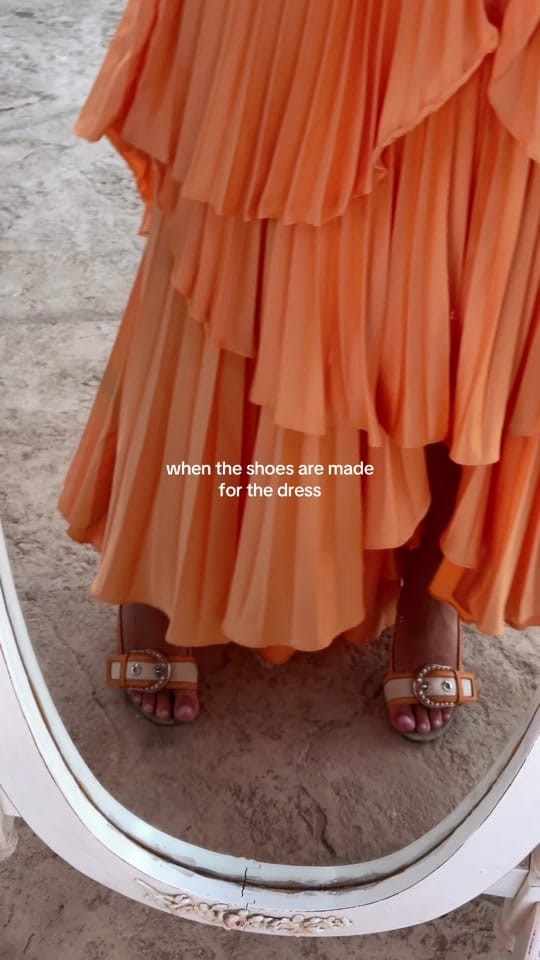 Post 1 by whimzy lindzy on TikTok (video)
