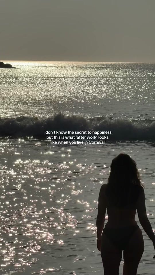 Post 4 by Polly Burton on TikTok (video)
