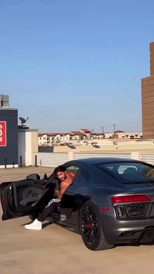 Post 7 by iyad_Dz off on TikTok (video)