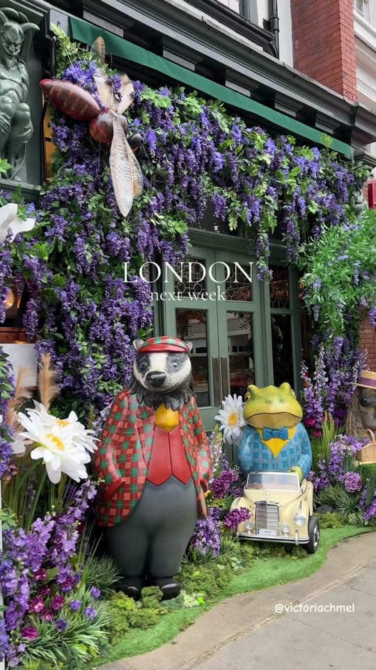 Post 4 by Victoria on TikTok (video)