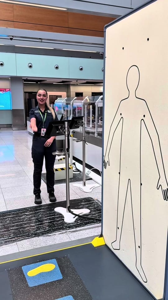 Post 4 by Dublin Airport on TikTok (video)