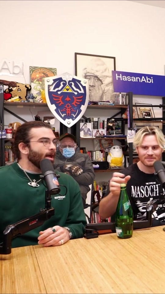 Post 1 by Fear & Podcast on TikTok (video)