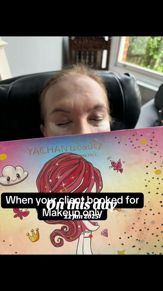 Post 2 by Hair & Makeup By DE on TikTok (video)