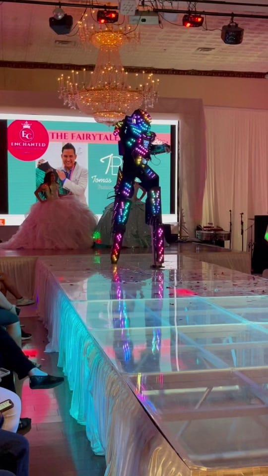 Post 10 by texasrobotshow on TikTok (video)