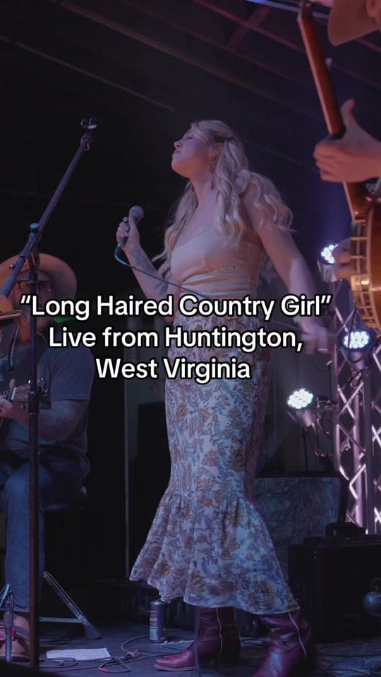 Post 4 by hannahmariekelleymusic on TikTok (video)