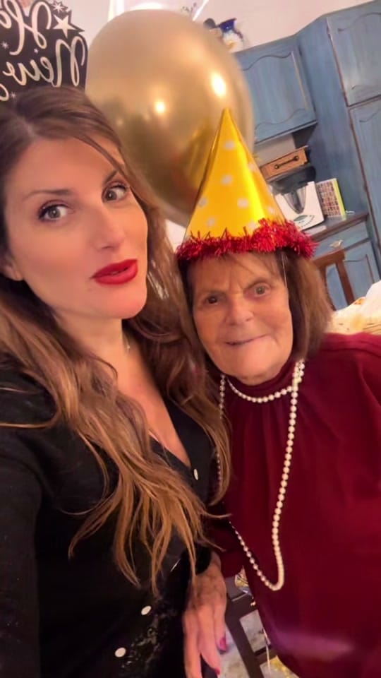 Post 8 by mariagraziaimperatrice on TikTok (video)