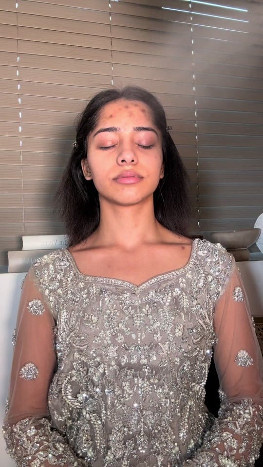 Post 7 by sanaismail_mua on TikTok (video)