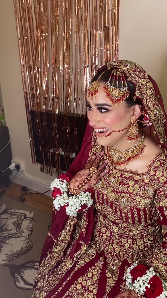 Post 8 by sanaismail_mua on TikTok (video)